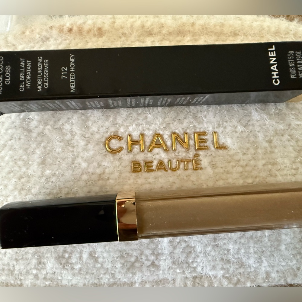CHANEL Glossimer in Warm Honey